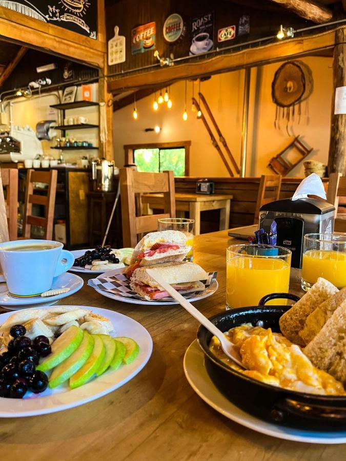 Las Bravas Lodge Las Trancas Ngoại thất bức ảnh