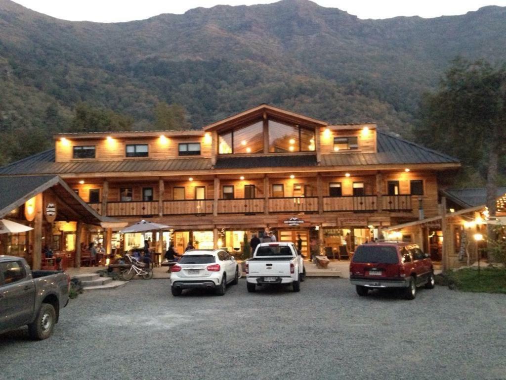 Las Bravas Lodge Las Trancas Ngoại thất bức ảnh